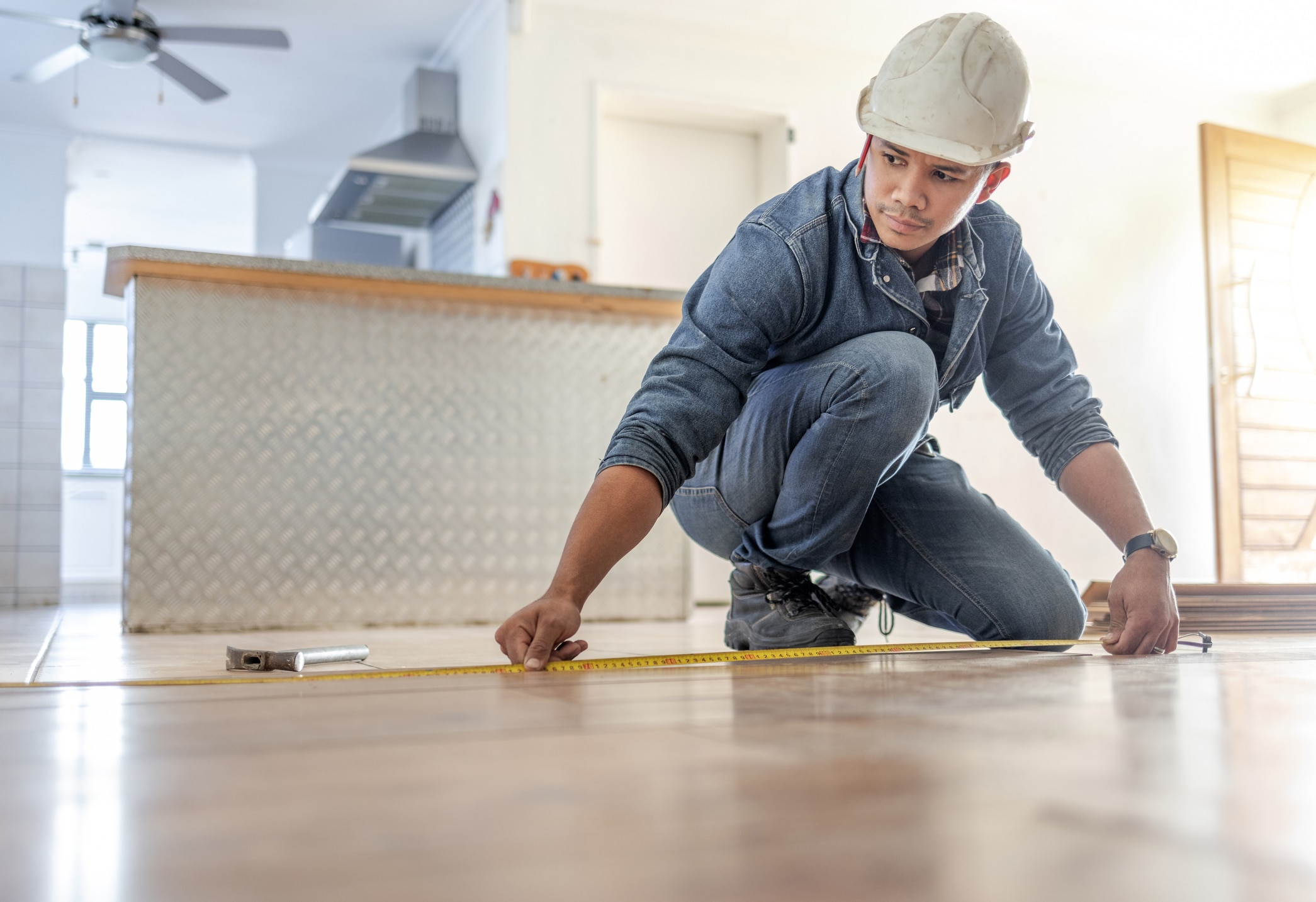 You are currently viewing When Do You Need a Certified Flooring Inspector?